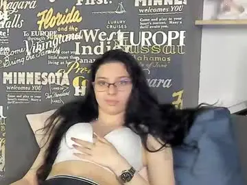 Chaturbate Adult Webcams of ravennbliss