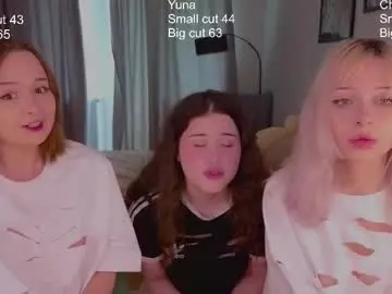 Chaturbate Live Sex Cam of mary_u