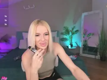 Chaturbate Live Sex Cam of fallen1_angel