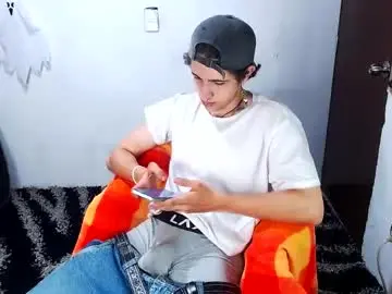 Chaturbate Adult Webcams of noah_sokolov_