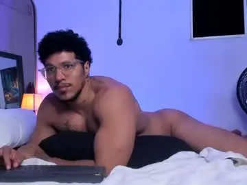 Chaturbate Nude Webcam of adambrocs1