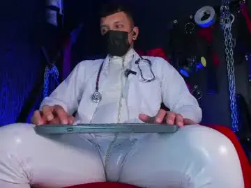 Chaturbate Live Sex Cam of master_connor