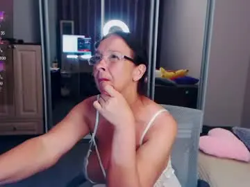 Chaturbate Best live sex cam show of celine_faer1
