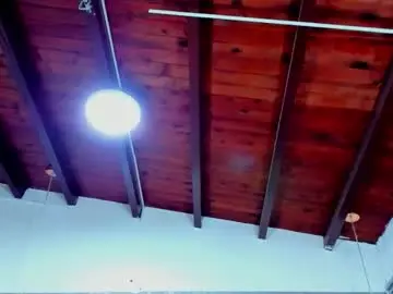 Chaturbate Live Sex Cam of lissa_jhonsoon