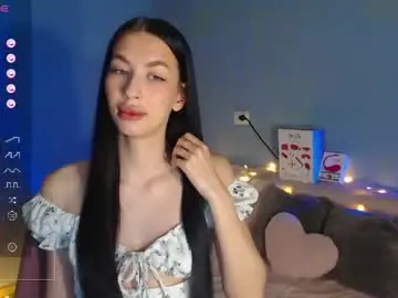 Chaturbate Live Sex Cam of karolina_hottie_