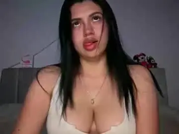 Chaturbate Live Sex Cam of ella_aq