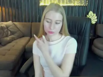 Chaturbate Free Porn Cam of alina__blonde