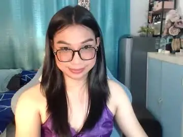 Chaturbate Live Sex Cam of urwetasianprincessxx