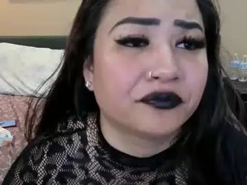 Chaturbate Watch Live Sex Cams of luckylee1992