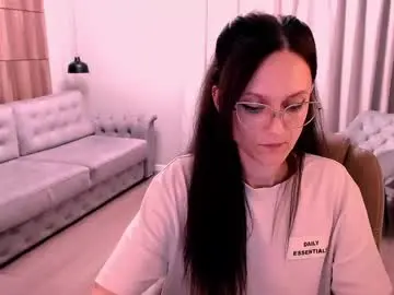 Chaturbate Live Sex Cam of amazingeyes89