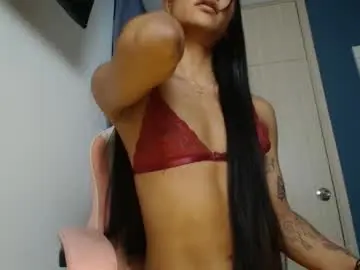 Chaturbate Live Sex Cam of emmily_forever