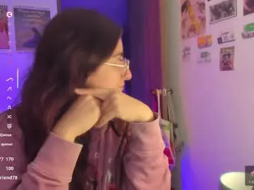 Chaturbate Watch Live Sex Cams of linda_giggle
