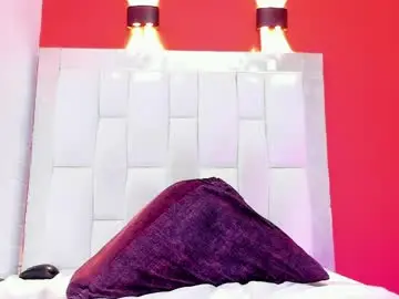 Chaturbate Live Sex of roxy_sexy69