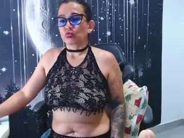 Chaturbate Live Sex Cam of hikaryfire