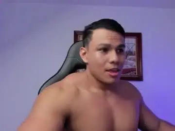 Chaturbate Best live sex cam show of roy__constance