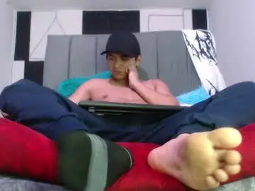 Chaturbate Sex Chat of adonis_latin_19