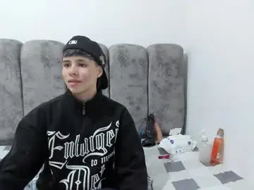 Chaturbate Adult Webcams of bruno_cruz