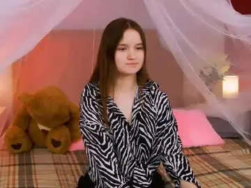 Chaturbate Watch Live Sex Cams of strawbunnybite