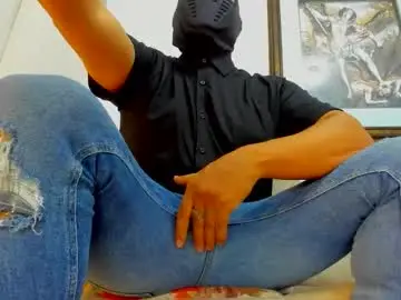 Chaturbate Live Sex Cam of yasir_cock25cm