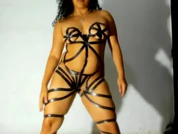 Chaturbate Live Sex Cam of cristalsmith_tease14