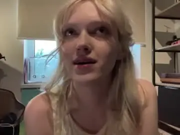 Chaturbate Free Porn Cam of kortneyhiedeman