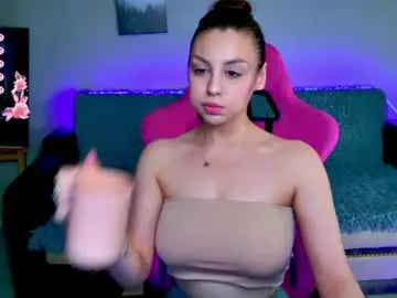 Chaturbate Live Sex Cam of kristy_dolly