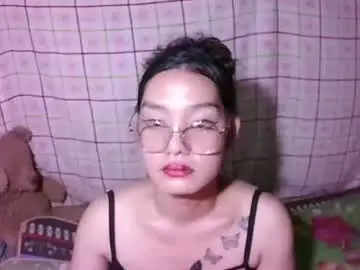 Chaturbate Live Sex Cam of pinay_janella10
