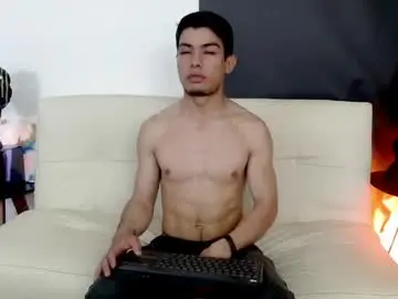 Chaturbate Sex Cam of daddy_juancho82