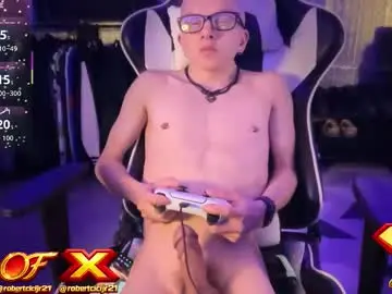 Chaturbate Watch Live Sex Cams of robertcicijr21
