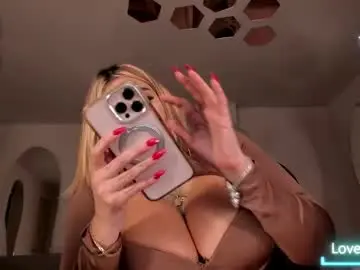 Chaturbate Watch Live Sex Cams of sophiepalmerx