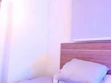 Chaturbate Nude Webcam of miadanielss