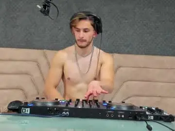 Chaturbate Watch Live Sex Cams of axel_porn_