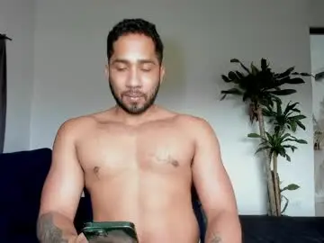 Chaturbate Live Sex of cristobal12cock