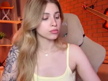 Chaturbate Watch Live Sex Cams of elliecutes