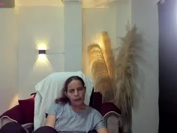 Chaturbate Live Sex Cam of karlye_hot
