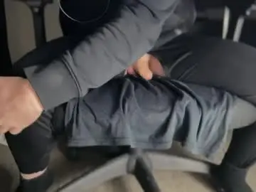 Chaturbate Free Porn Cam of lilbenny05