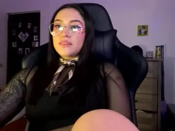 Chaturbate Nude Webcam of lilyhotson