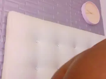 Chaturbate Live Sex Cam of pervert_shydoll