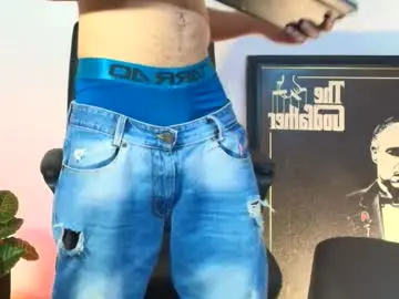 Chaturbate Live Sex Cam of kratoswolf