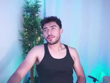 Chaturbate Live Sex Cam of damon_frost