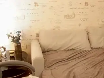 Chaturbate Watch Live Sex Cams of glow_margo