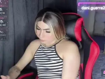 Chaturbate Watch Live Sex Cams of dani_lovet1