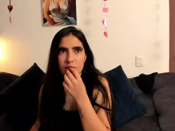Chaturbate Live Sex Cam of serenity_day