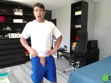 Chaturbate Free Porn Cam of latino23bom