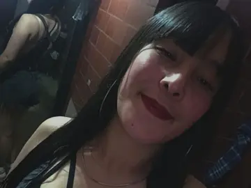 Imlive Free Porn Cam of AlairaAura