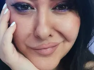Myfreecams Live Sex Cam of Lisawarner