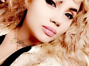Myfreecams Nude Webcam of Blond3B