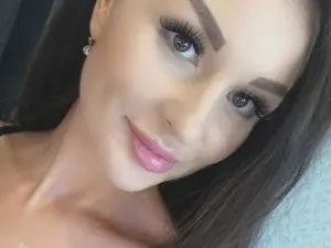 Myfreecams Free Porn Cam of LianaQueen