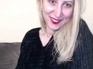 Myfreecams Nude Webcam of luciahot5