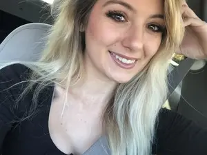 Myfreecams Free Live Porn of Sammy_gray